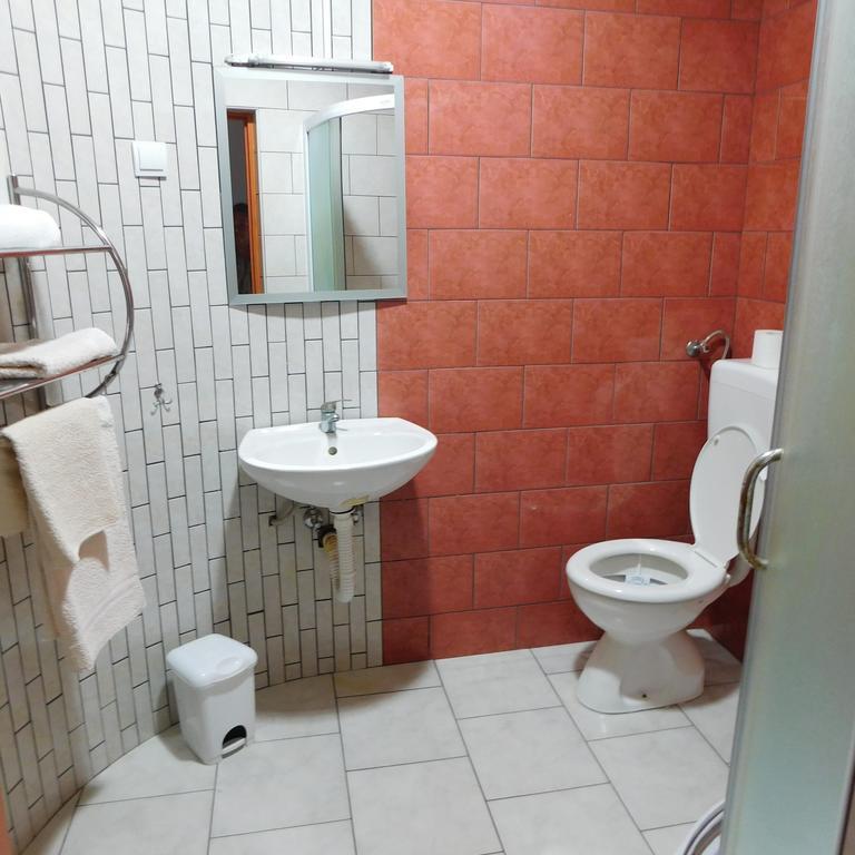 Guesthouse Capistro Bilje Екстер'єр фото