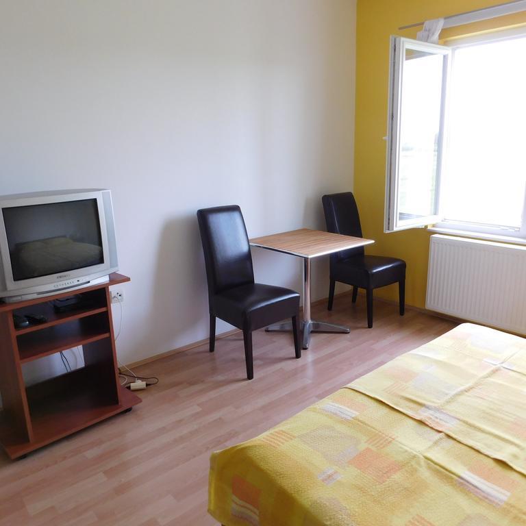 Guesthouse Capistro Bilje Екстер'єр фото