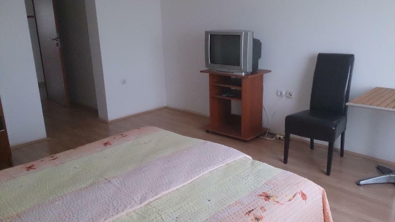 Guesthouse Capistro Bilje Екстер'єр фото
