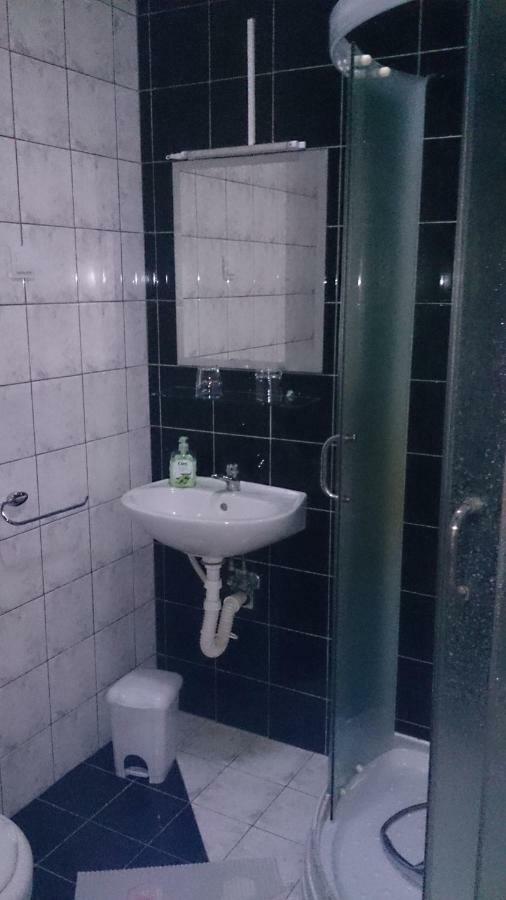 Guesthouse Capistro Bilje Екстер'єр фото